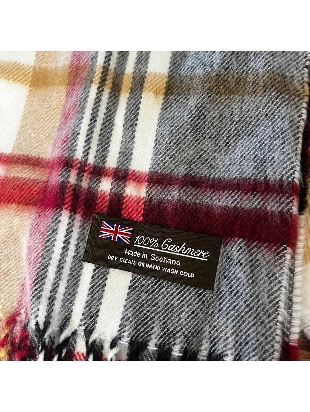 100% Cashmere Plaid Scarf Made in Scotland